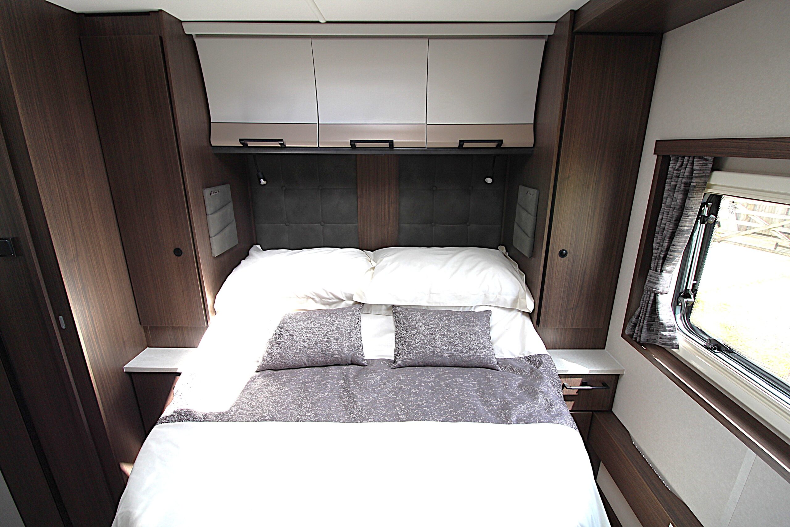 2026-coachman-laser-855-13.jpg