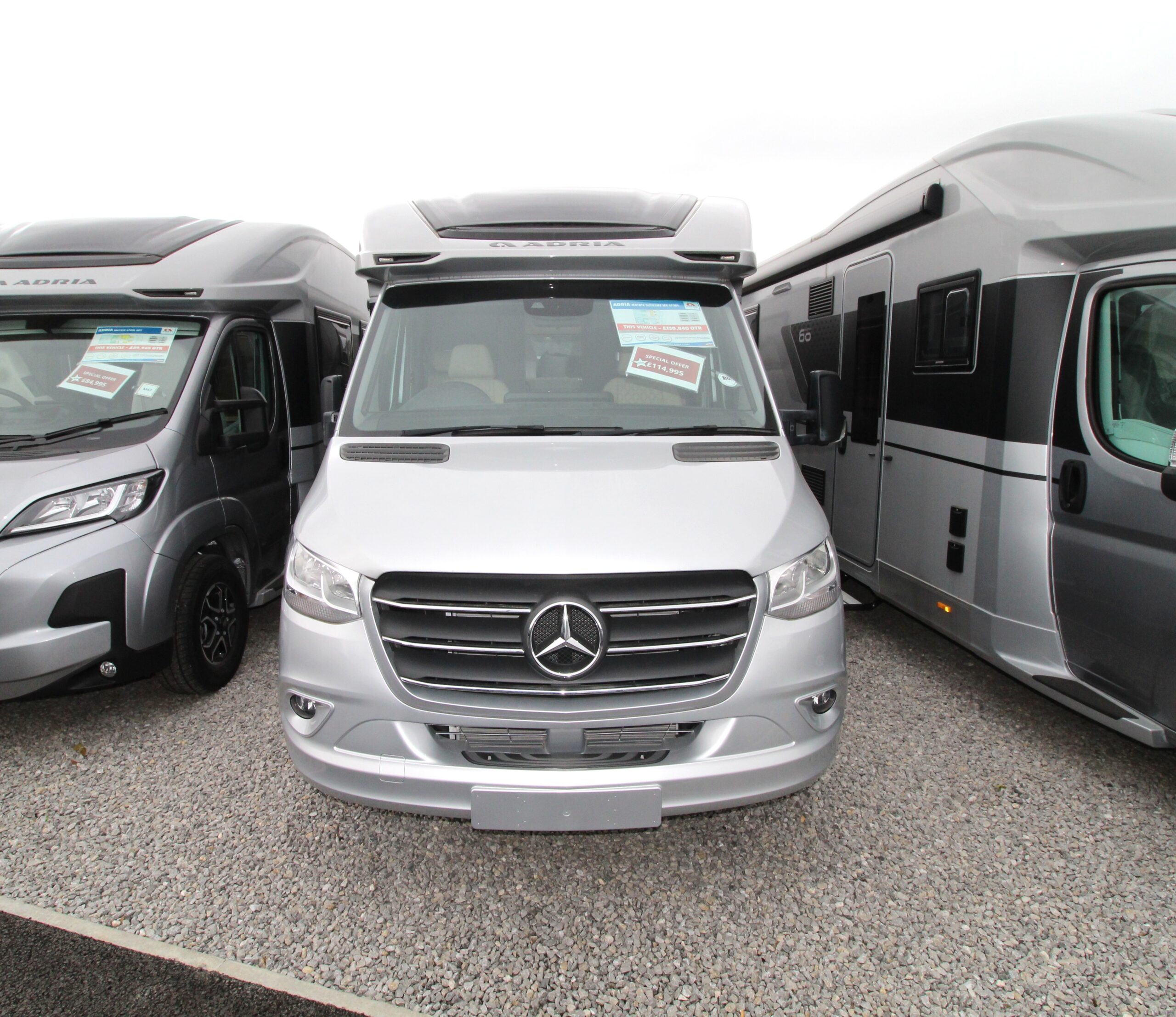 62269-adria-mb-matrix-supreme-670-dl-2.jpg