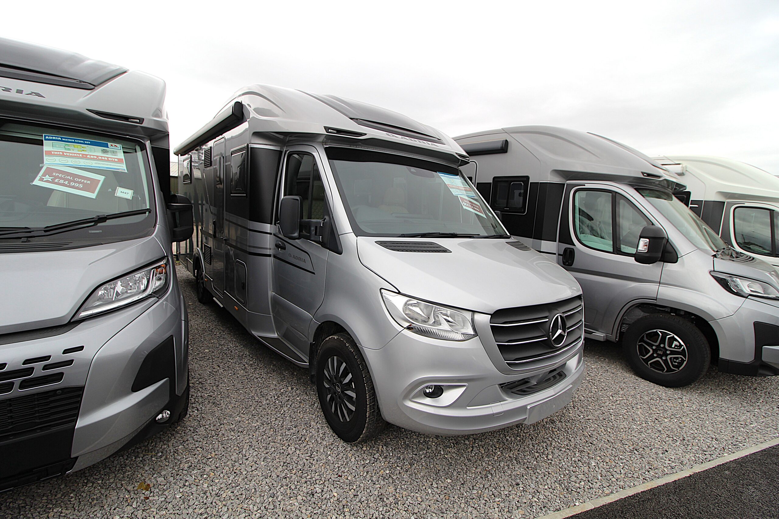 62269-adria-mb-matrix-supreme-670-dl-3.jpg