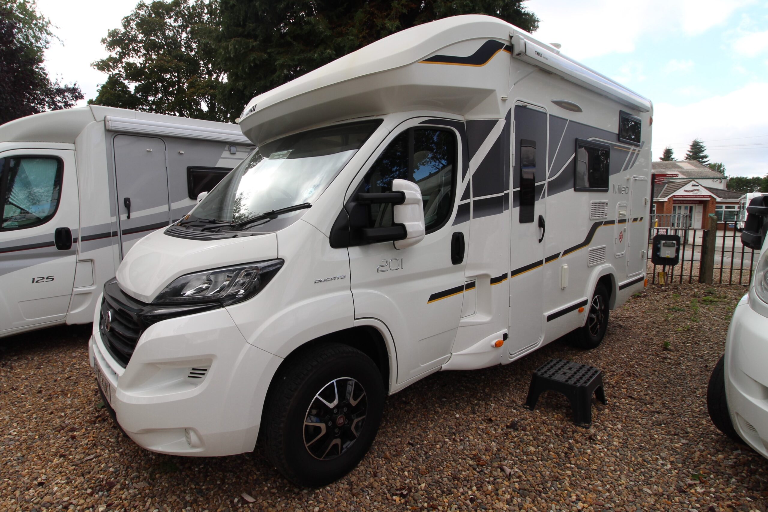 benimar-mileo-201-2017-motorhome-wandahome-3.jpg