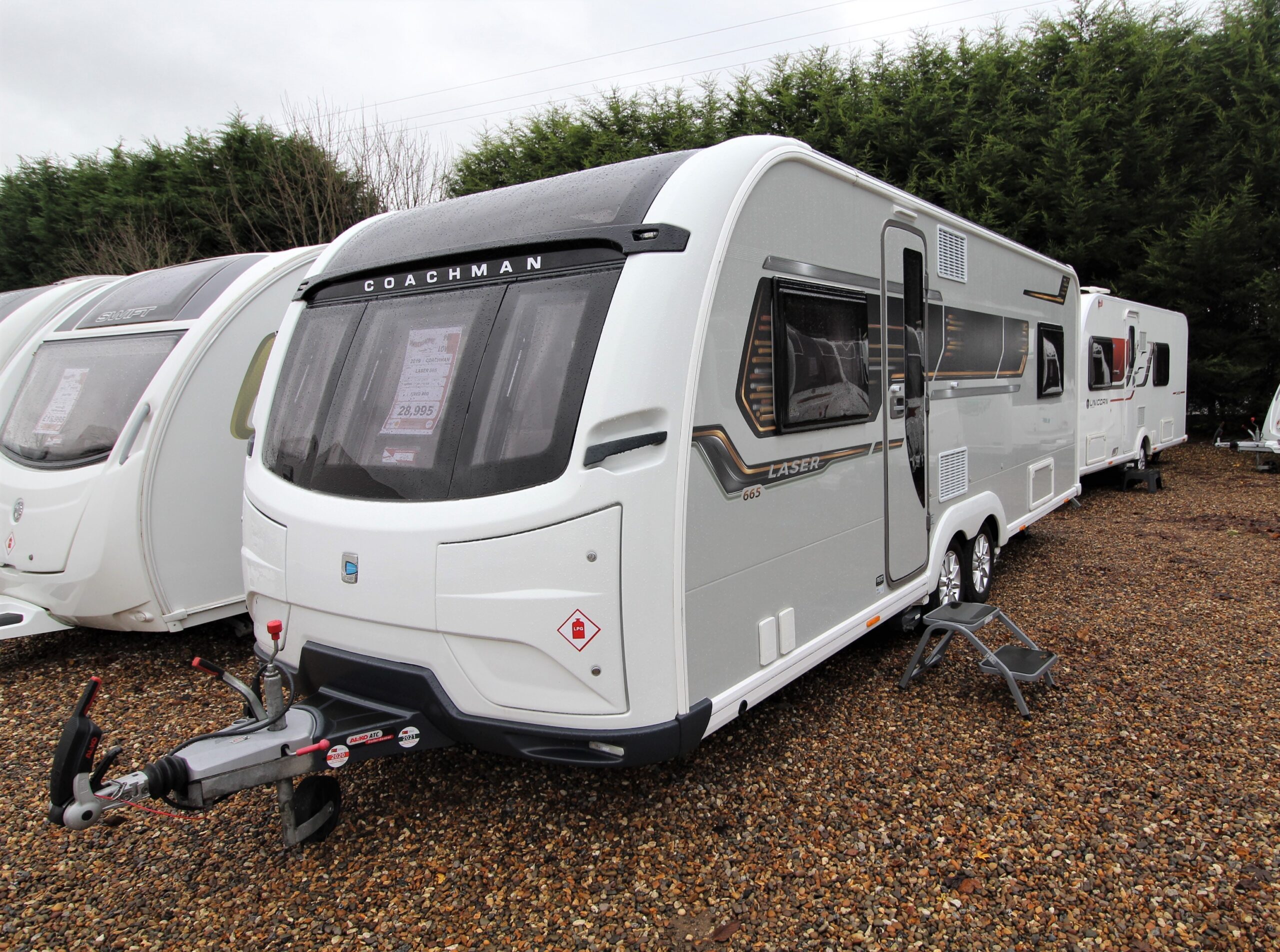coachman-laser-665-2019-front-view.jpg