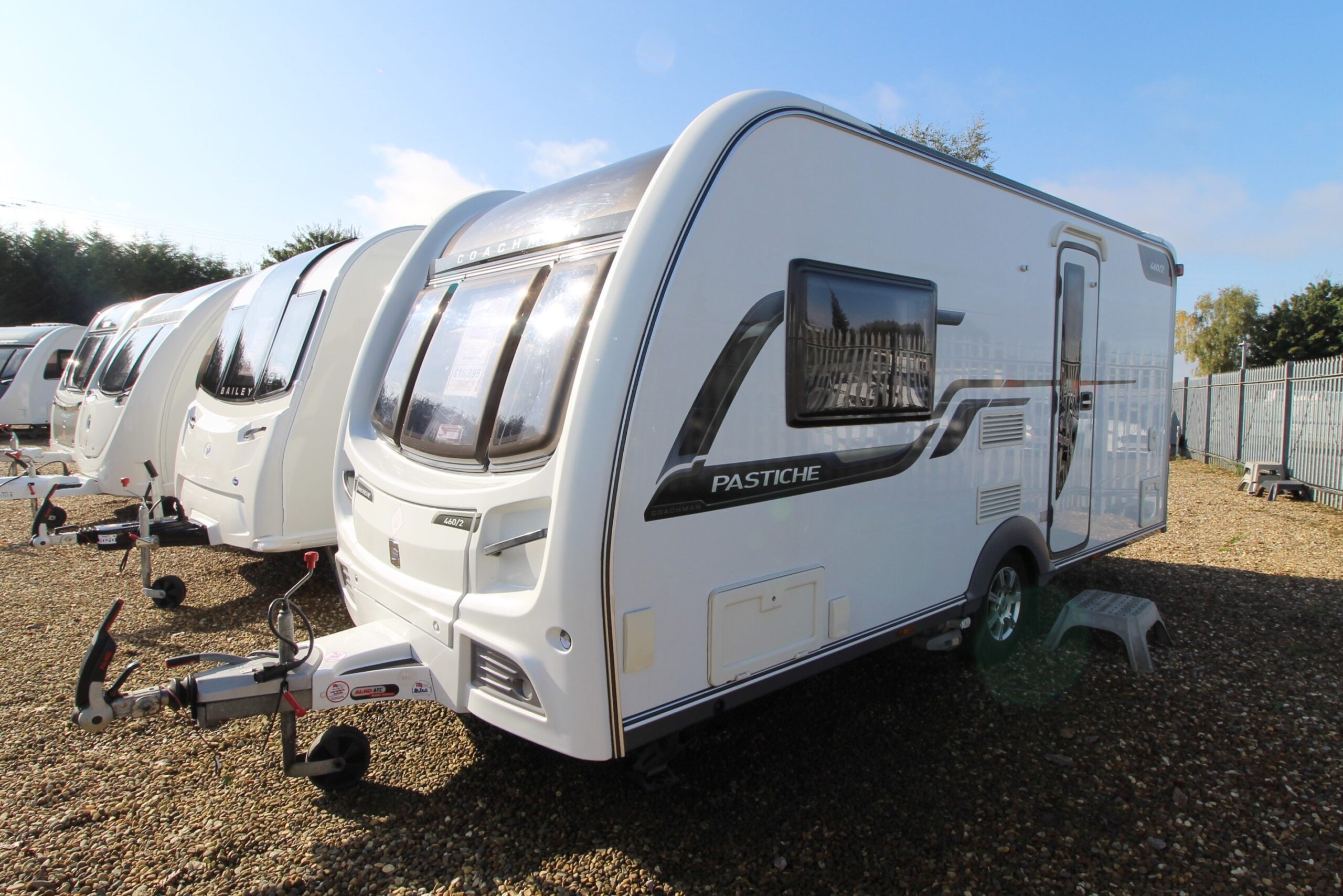 coachman-pastiche-460-2-caravan-2014-2.jpg