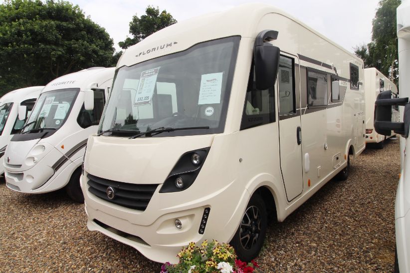 fleurette-wincester-69lmc-motorhome-wandahome-1.jpg
