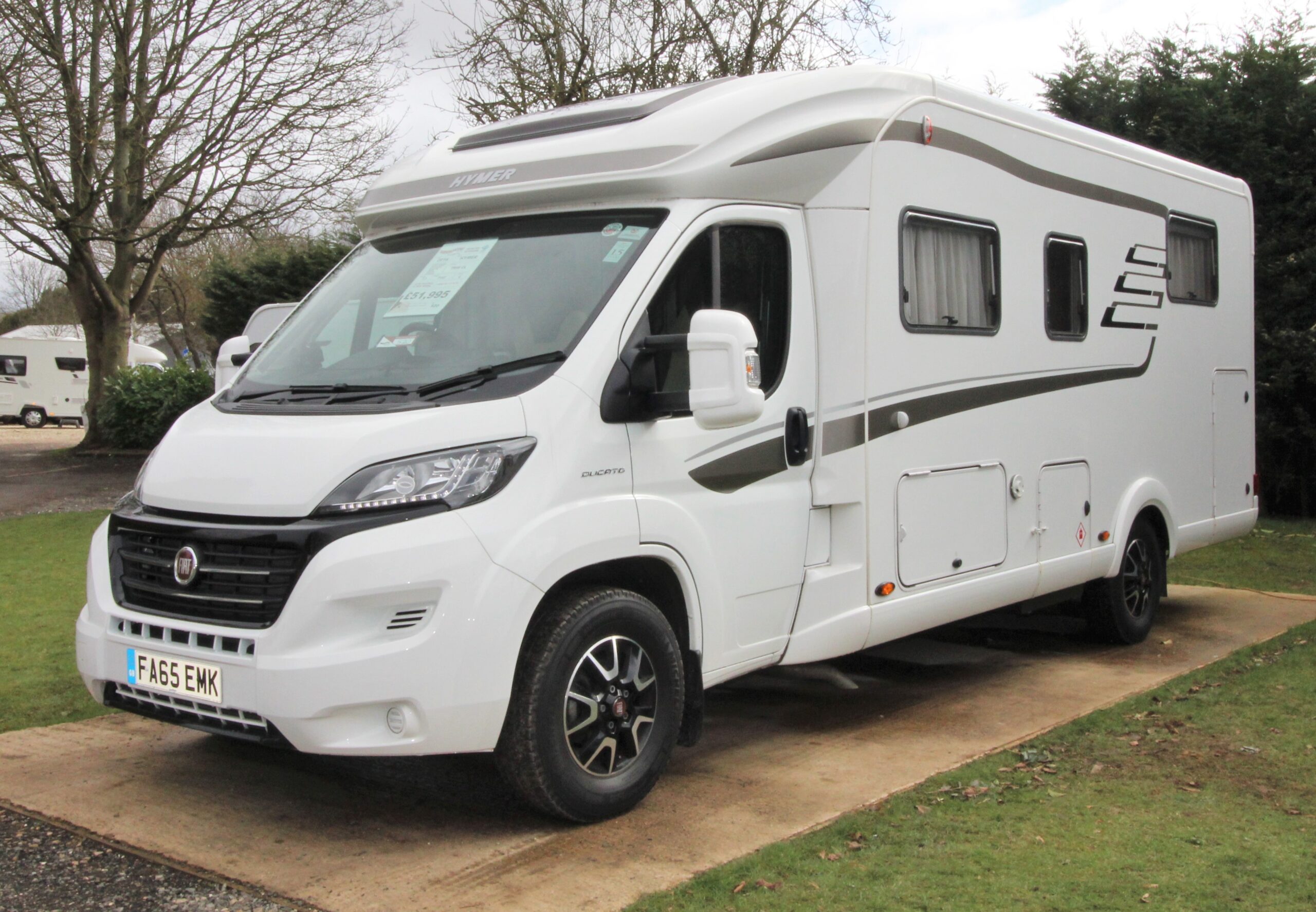 hymer-t698-cl-2016-front-1.jpg