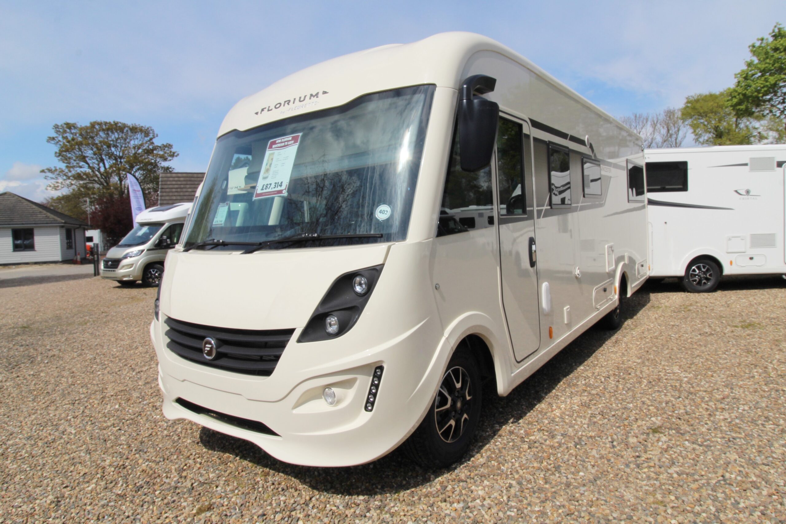 new-2021-fleurette-wincester-75-loft-motorhome-wandahome-1.jpg