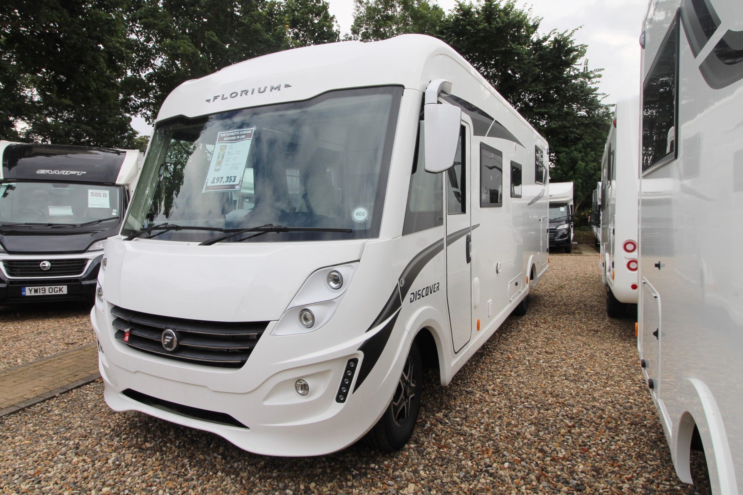 new-fleurette-discover-78lmf-motorho-3.jpg