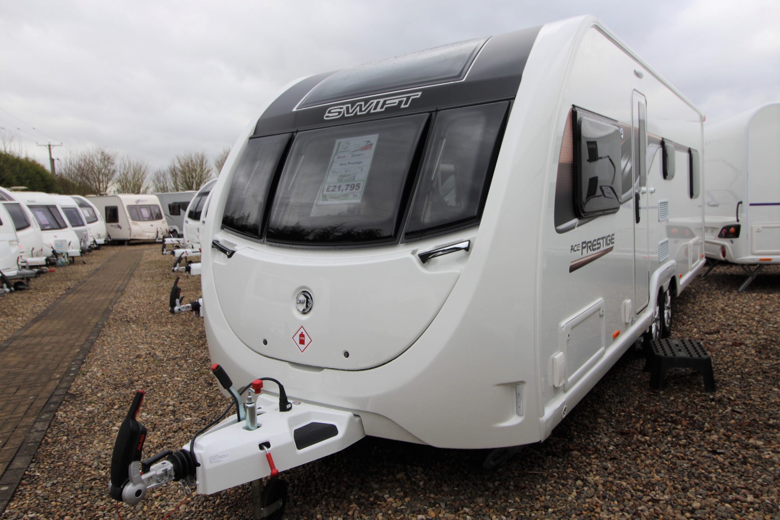 new-swift-ace-prestige-external.jpg