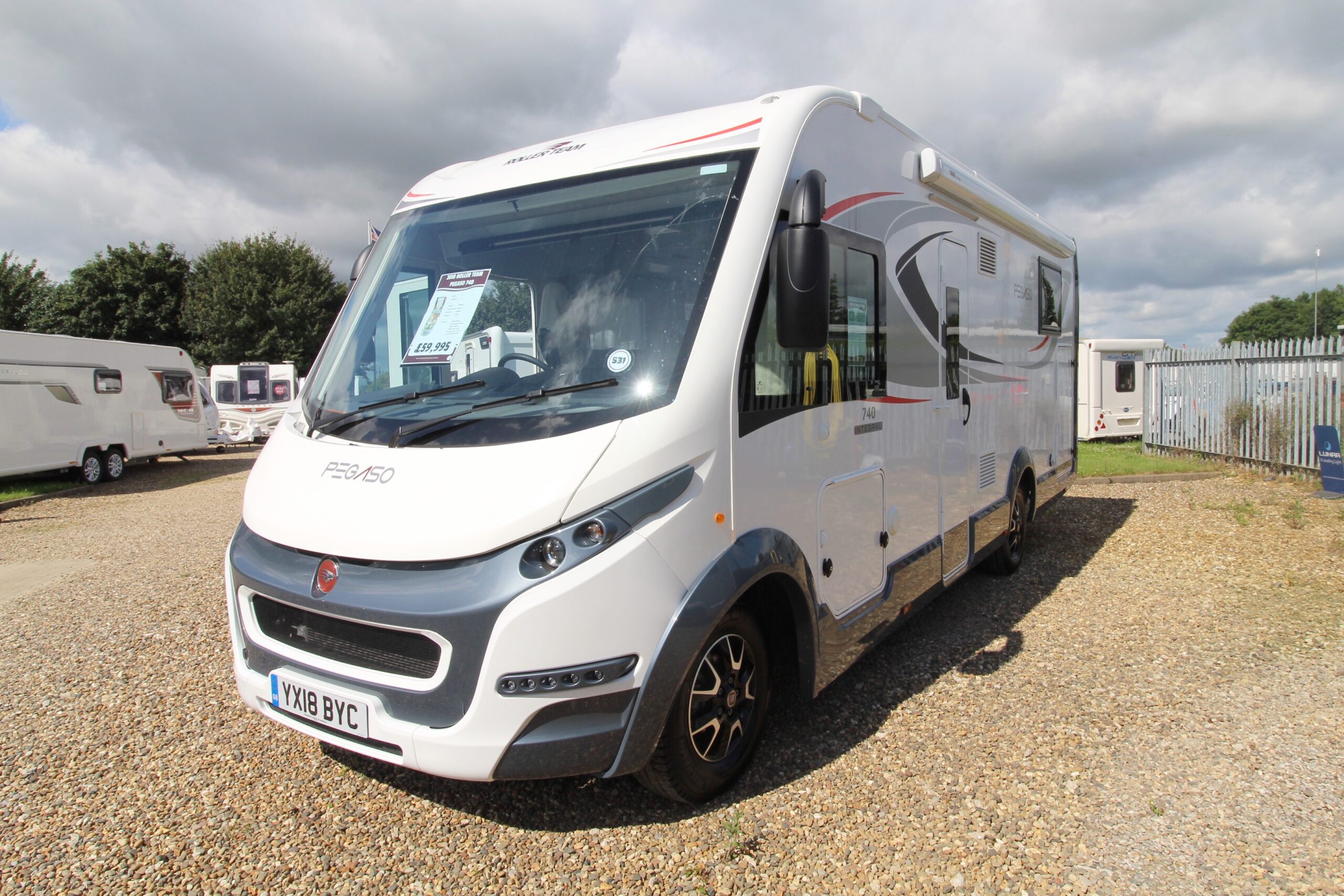 rollerteam-pegaso-740-motorhome-wandahome-external-front.jpg