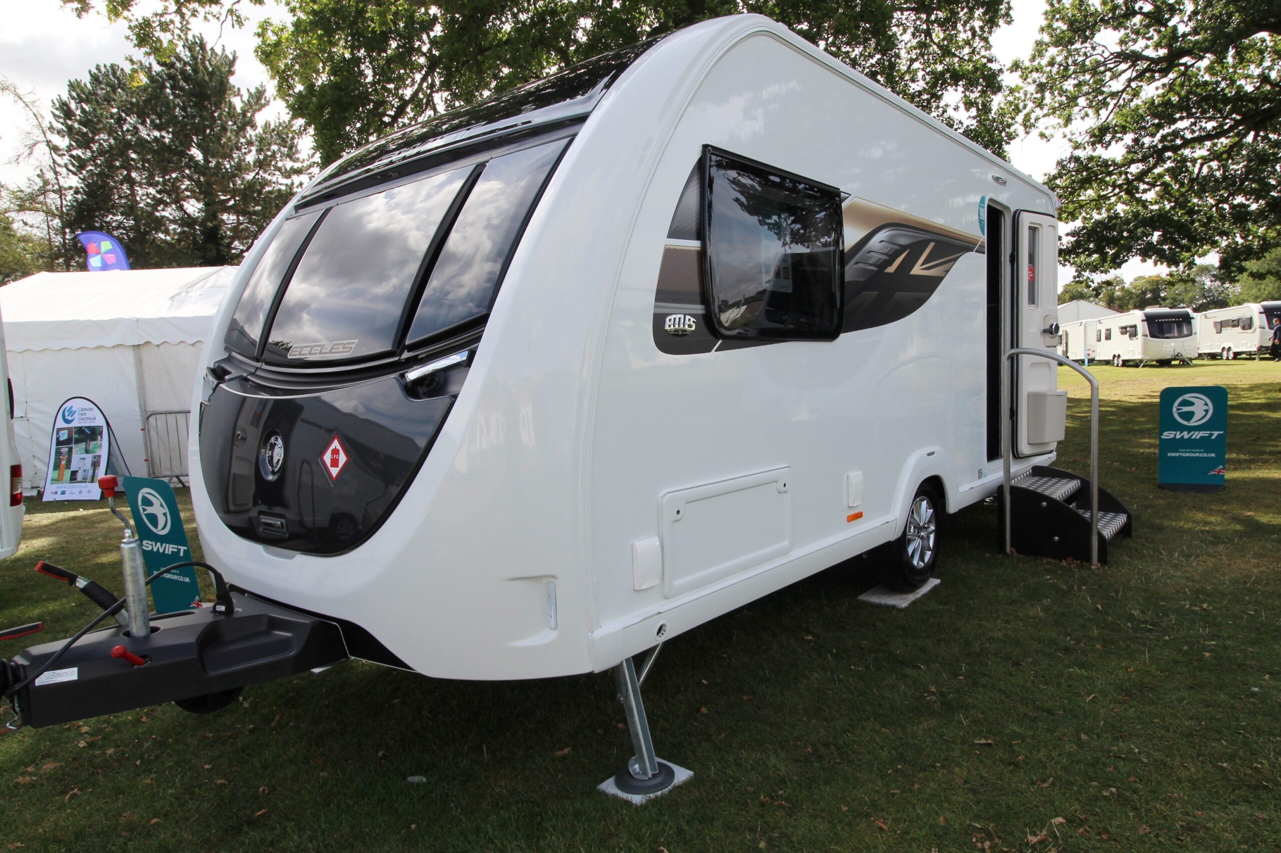swift-eccles-480-frontview.jpg