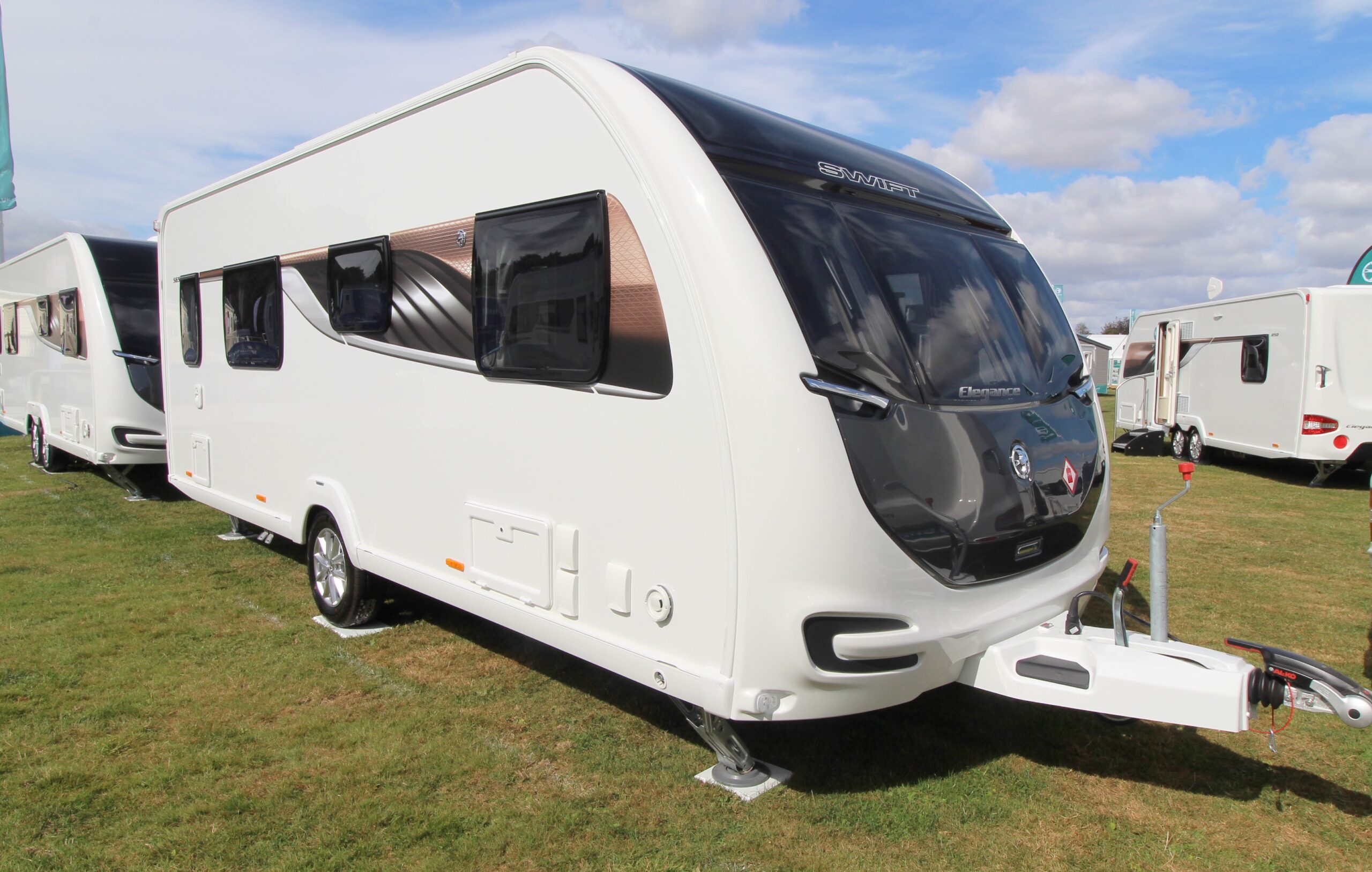 swift-elegance-565-externalfrontview.jpg
