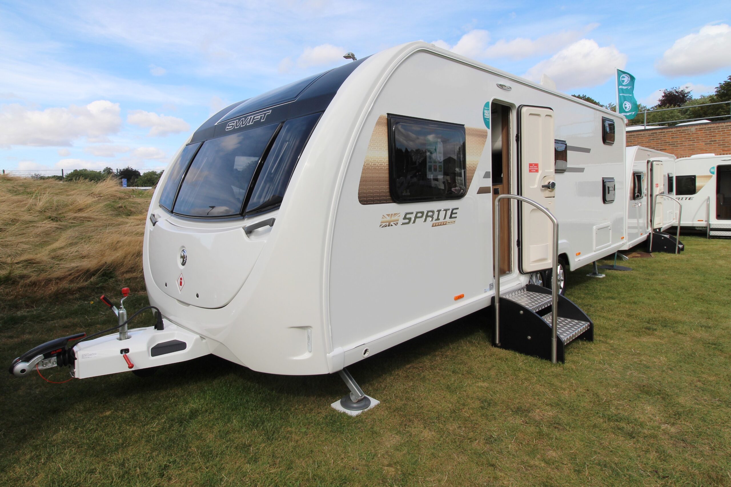 swift-sprite-super-quattrodb-exterior.jpg