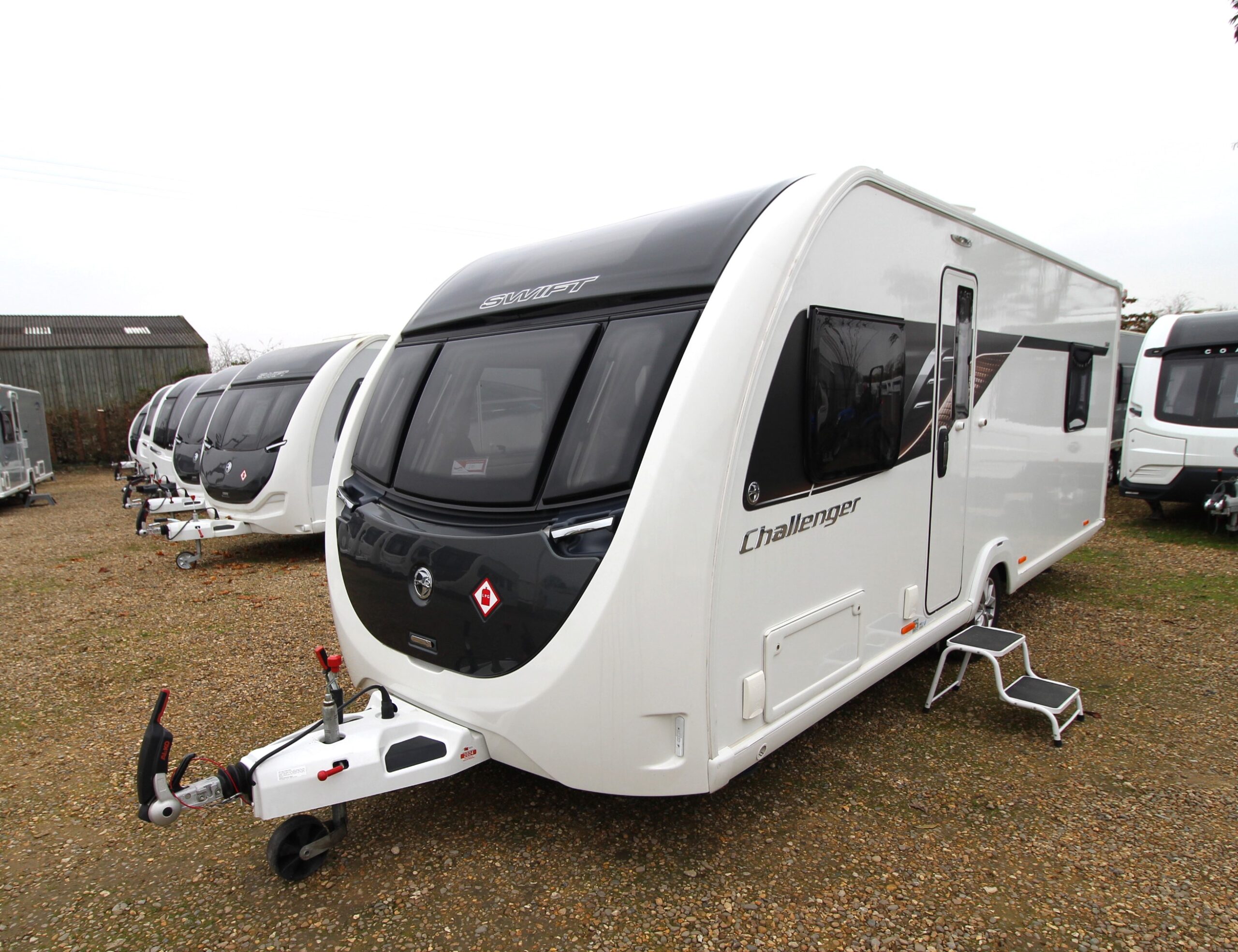 used-2022-challenger-560-15.jpg