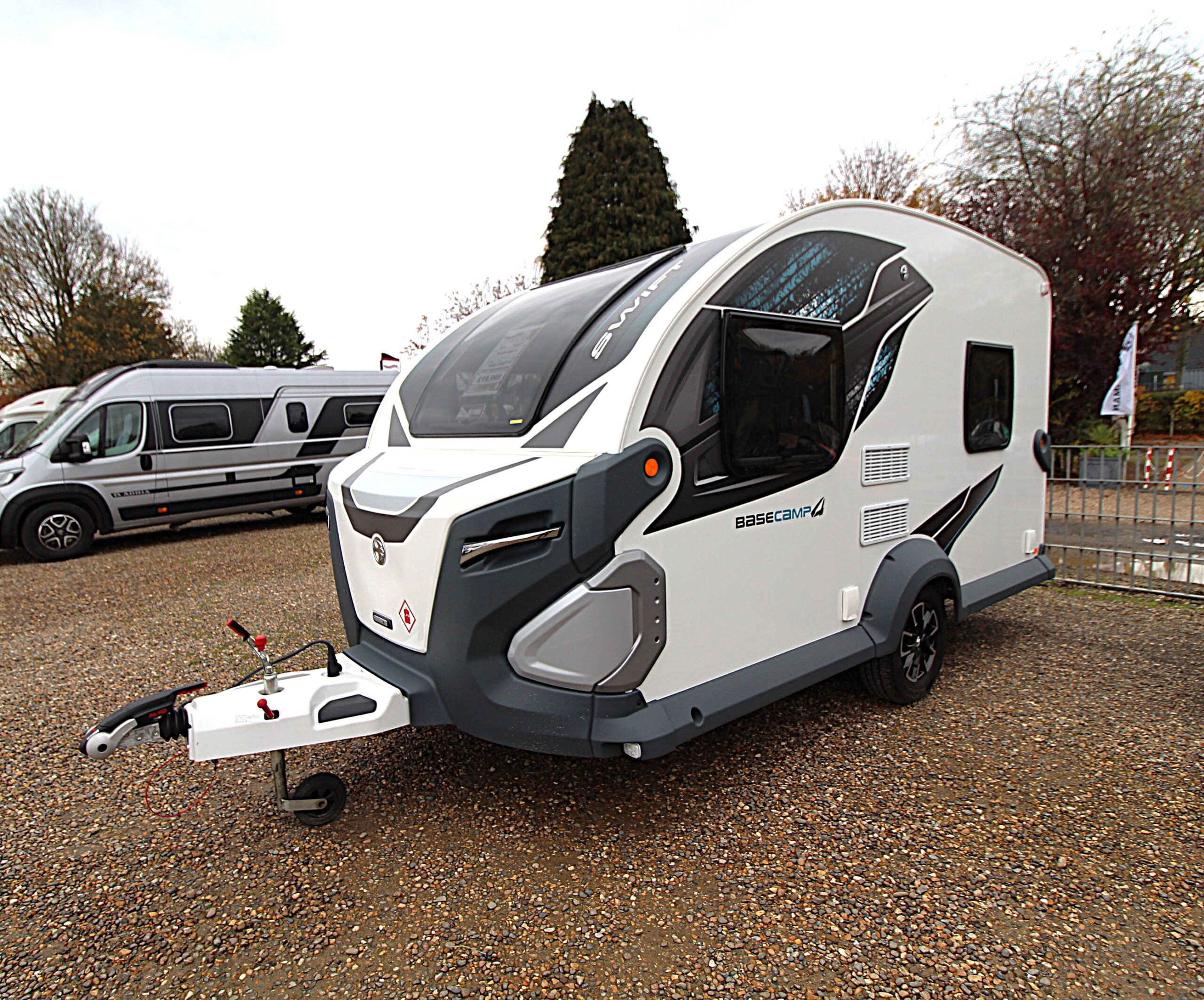 used-2024-swift-basecamp-4-3.jpg