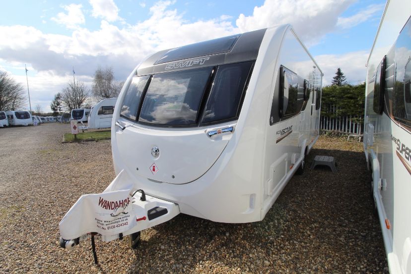 wandahome-new-swift-ace-viscount-caravan-1_2.jpg