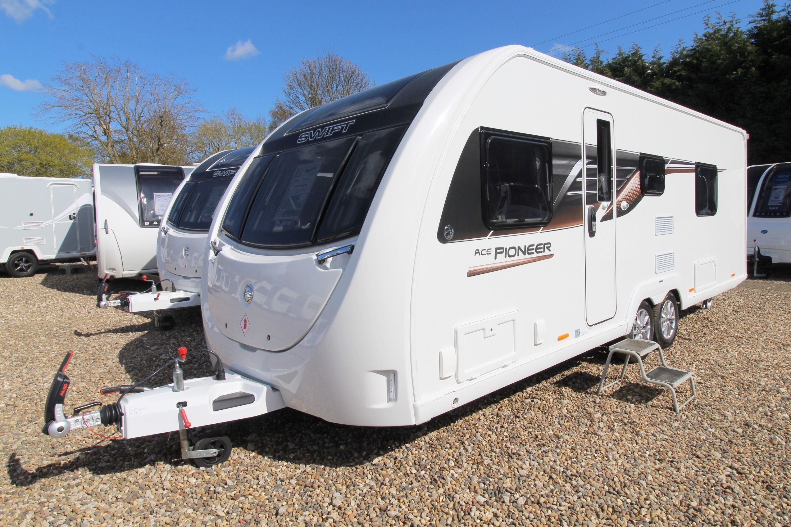 wandahome-swift-ace-pioneer-caravan-2021-2_2.jpg