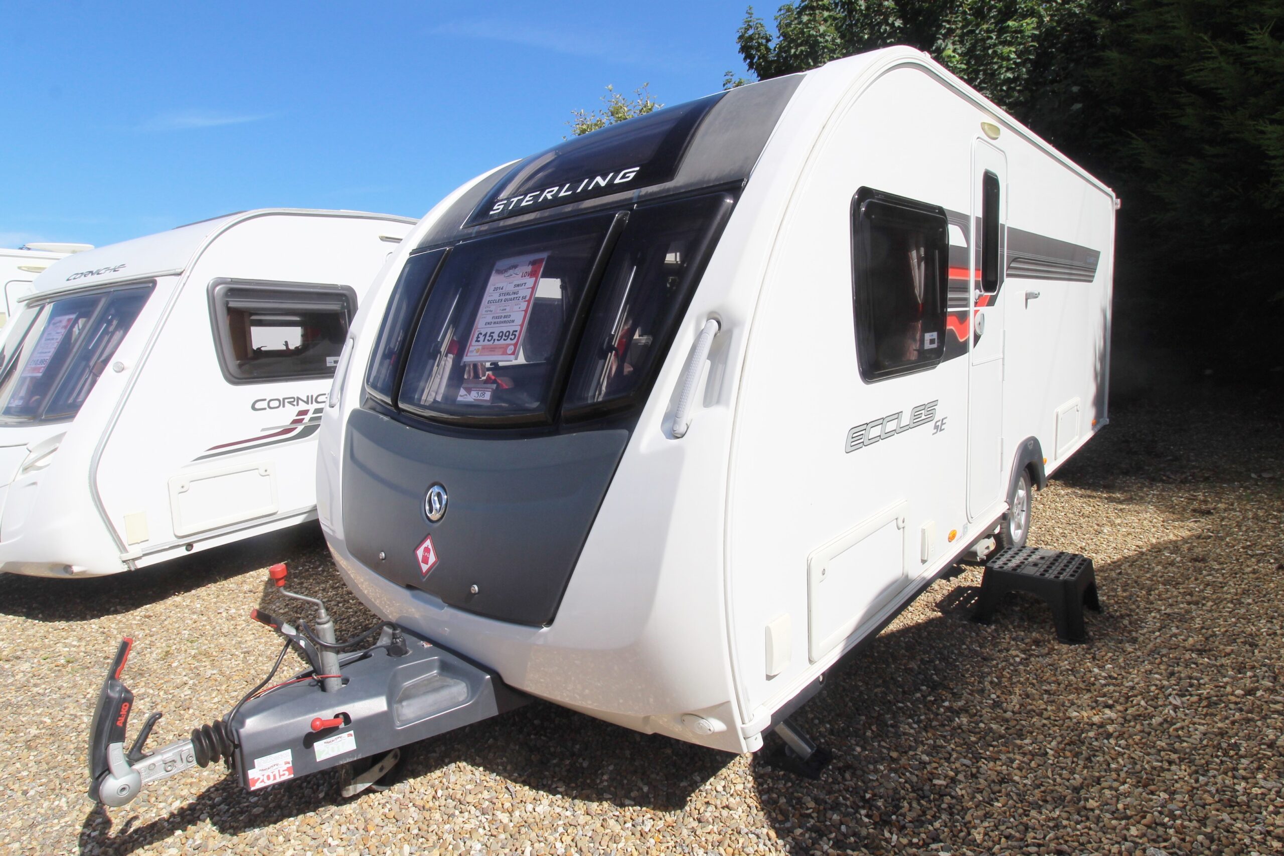 wandahome-swift-sterling-eccles-quartz-2014-caravan-1.jpg