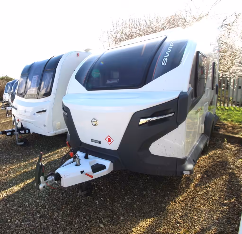 2021-swift-basecamp-4-9.avif