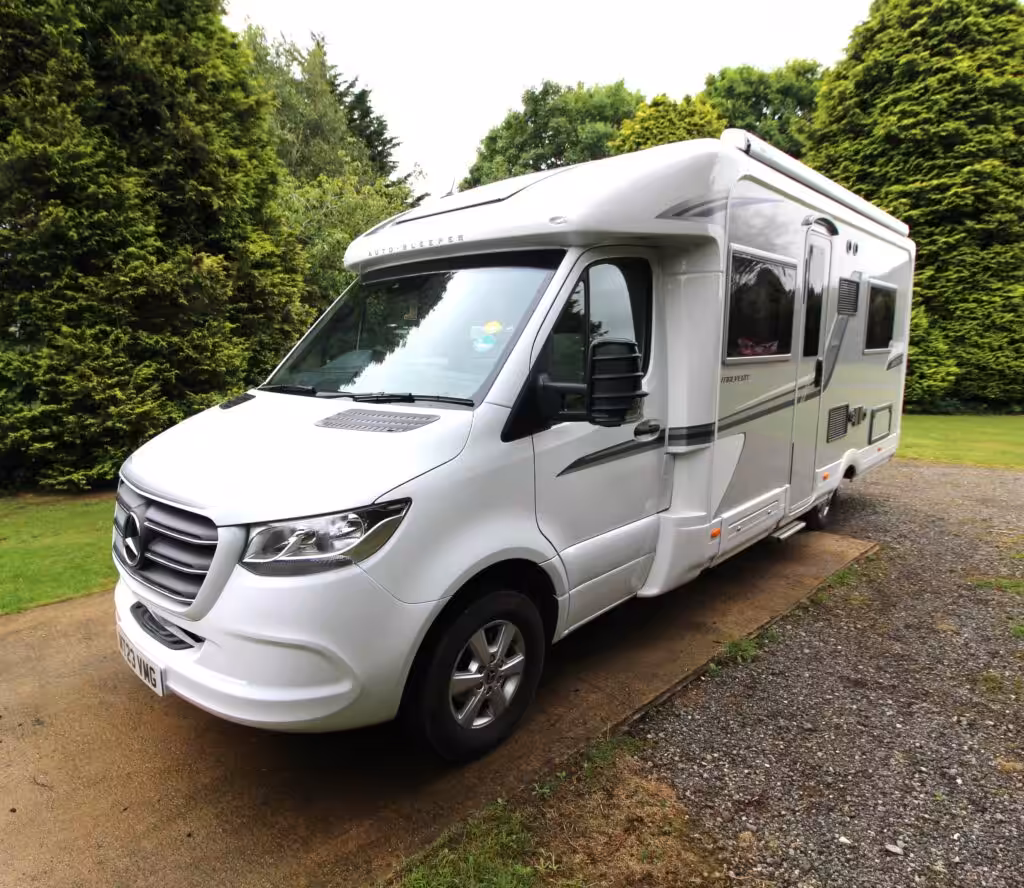 2023-auto-sleeper-malvern-mb-44-scaled.avif