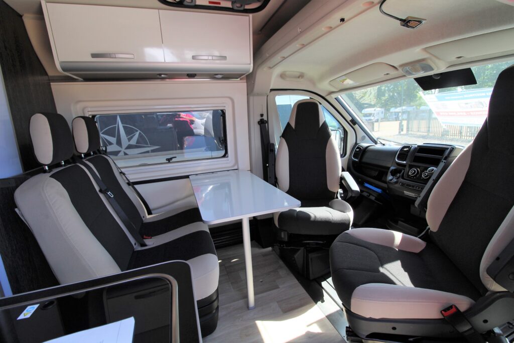 2023-westfalia-columbus-601d-sport-white-17-scaled.avif