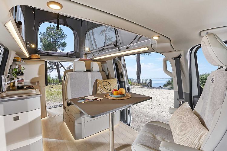 2025-kelsey-interior-shots-pro-9_2.avif