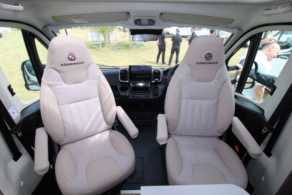 2026-coachman-aventura-565-4-scaled.avif
