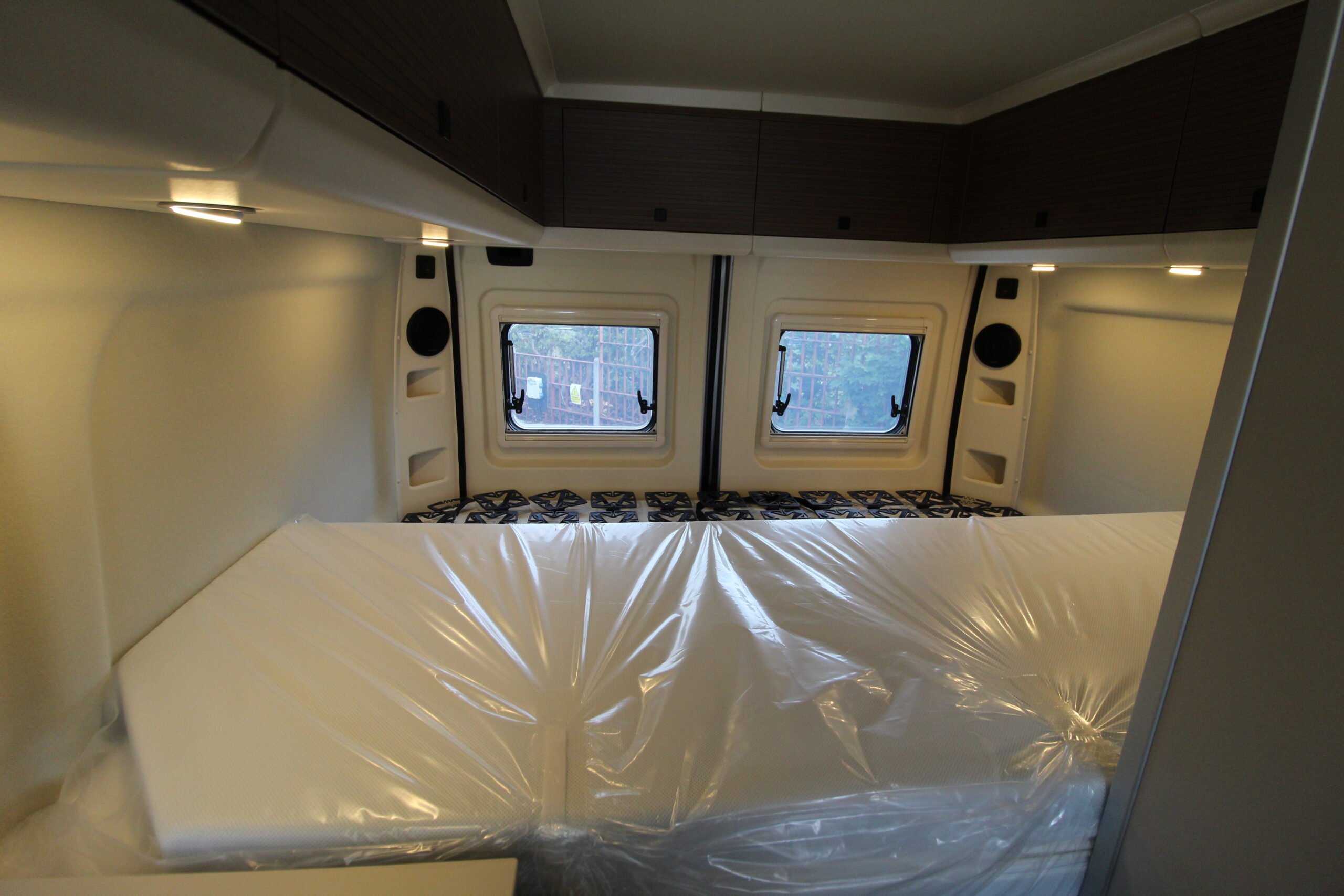 66856-columbus-600-d-pop-top-17.jpg