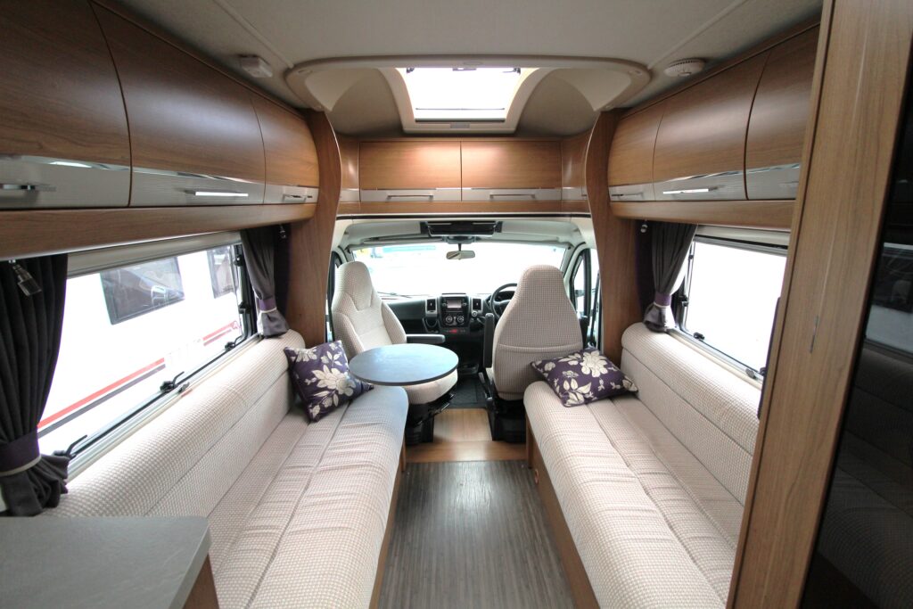USED-2015-AutoTrail-Tracker-EKS-68392-25-scaled.avif