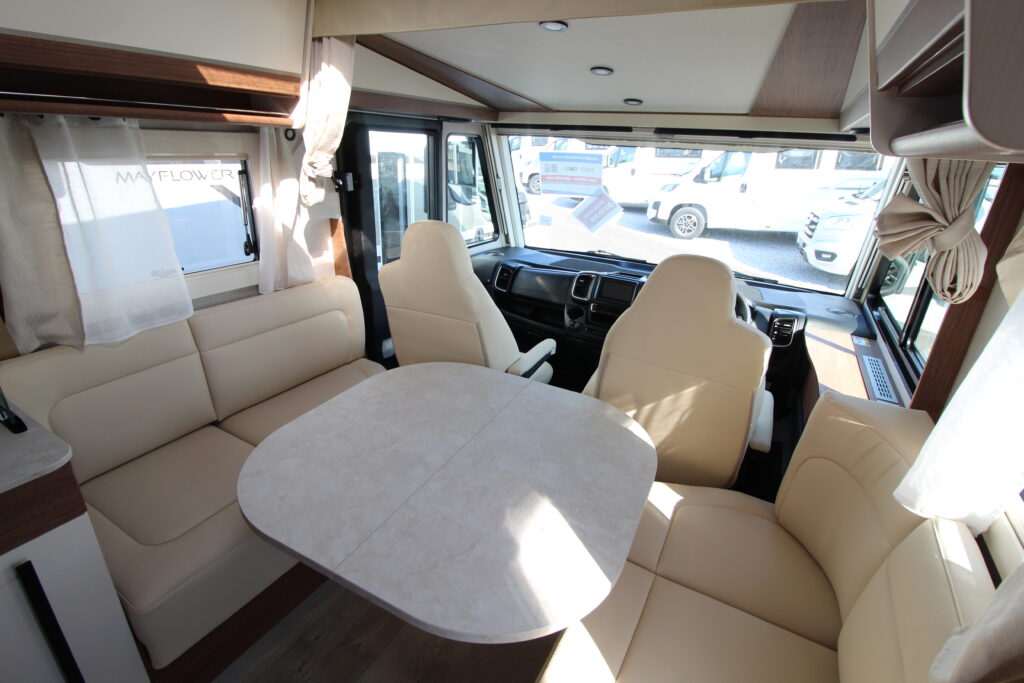 discover-75-lmf-wellness-65906-30-scaled.avif